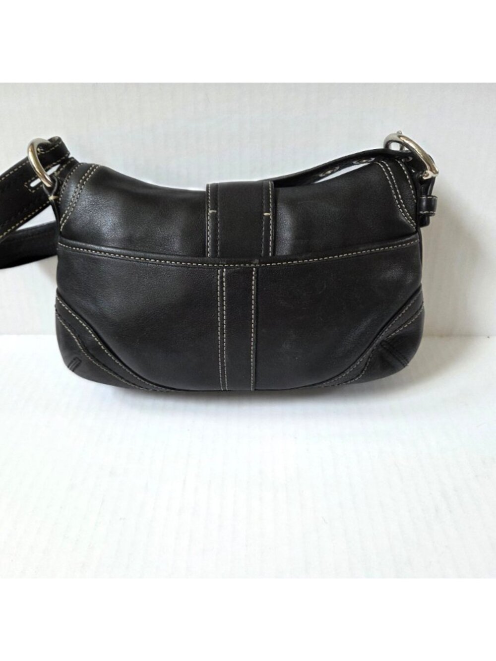 Vintage Coach Soho Black Leather Flap Shoulder Bag F10909 Y2K Contrast Stitching - Picture 6 of 16